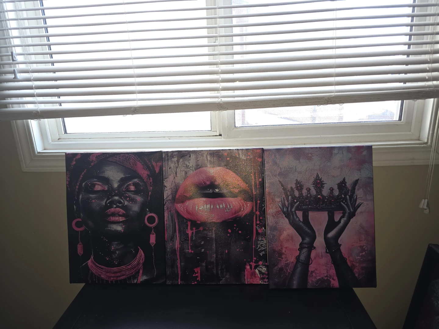 Triptych Canvas Wall Art - Woman Face, Lips, Crown - photo 4