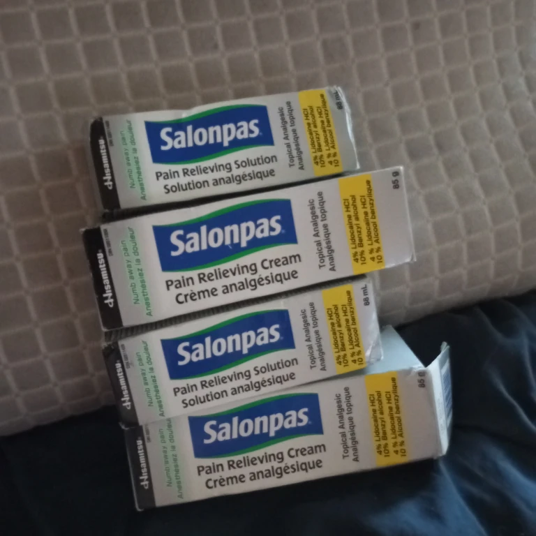 Salonpas Pain Relieving Solution & Cream - 4x 85/88mL