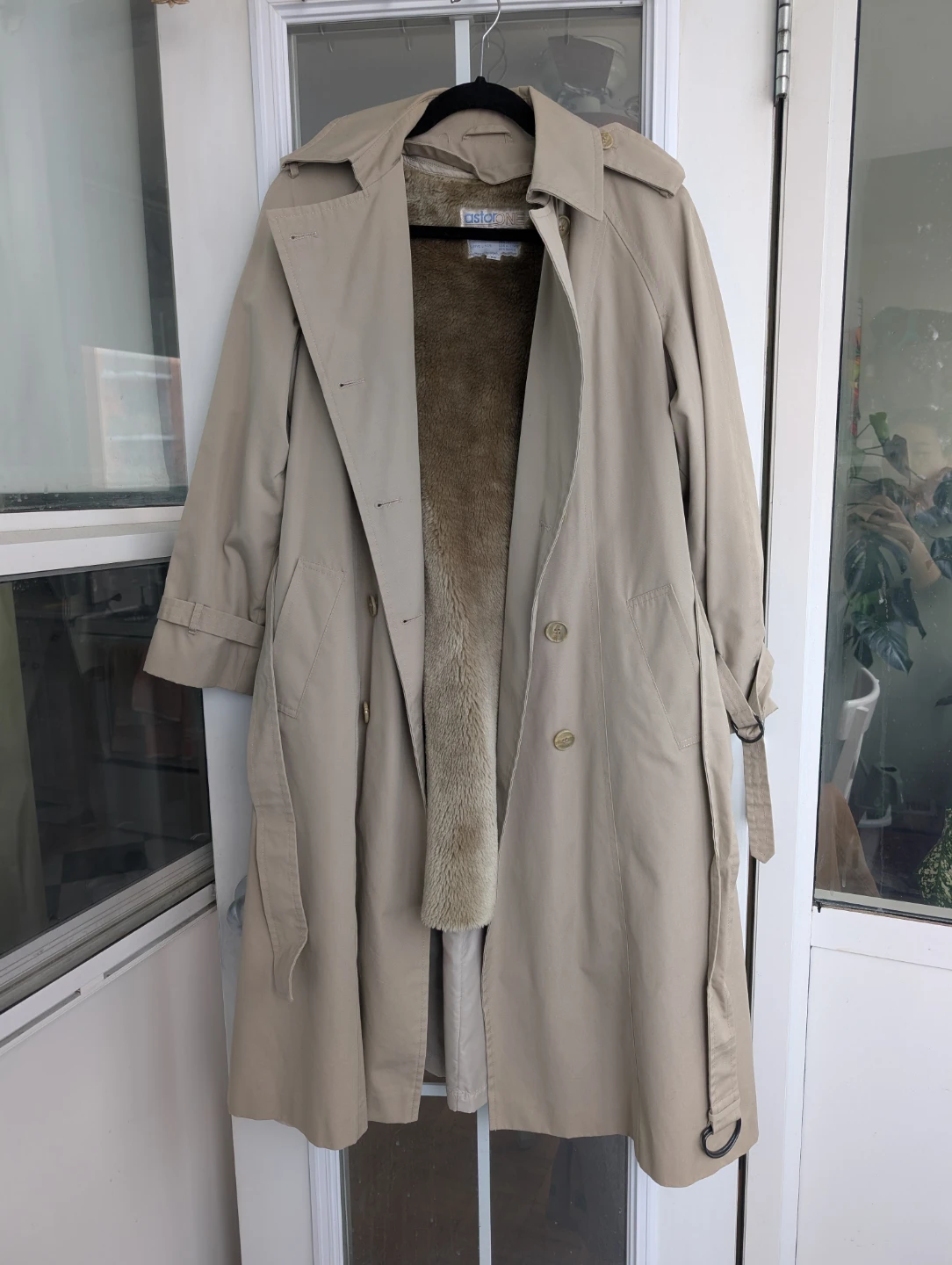 Vintage Astor One Beige Trench Coat with Zip-Out Fur - Size 12