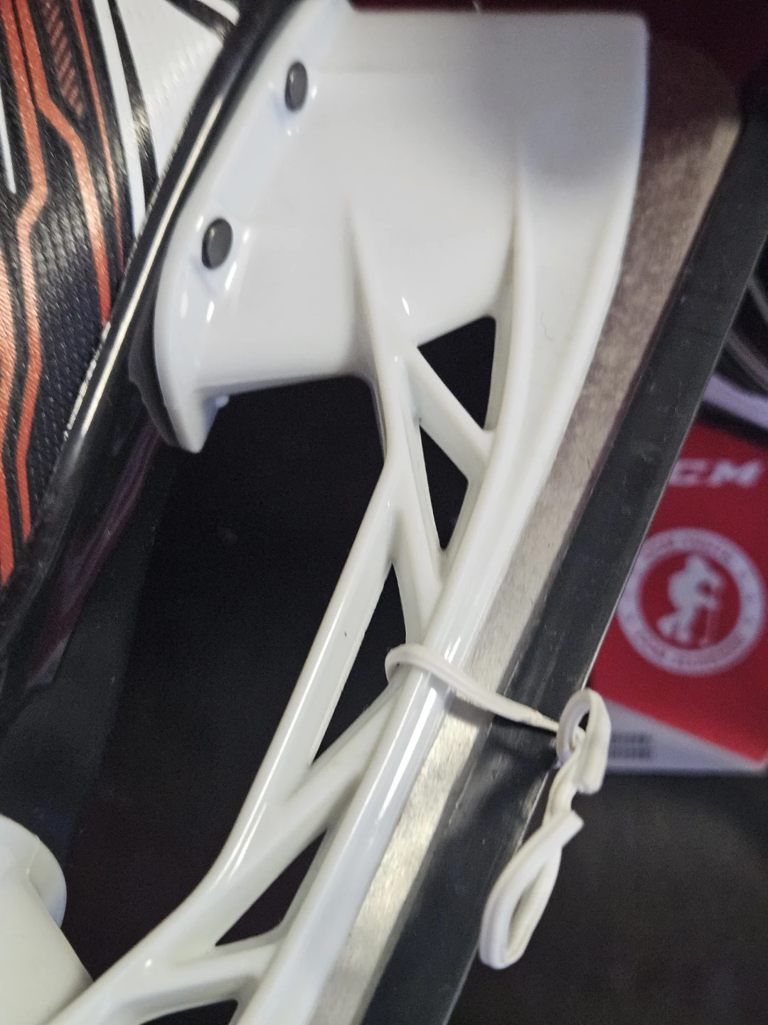 CCM JetSpeed FT440 Youth Hockey Skates - photo 4