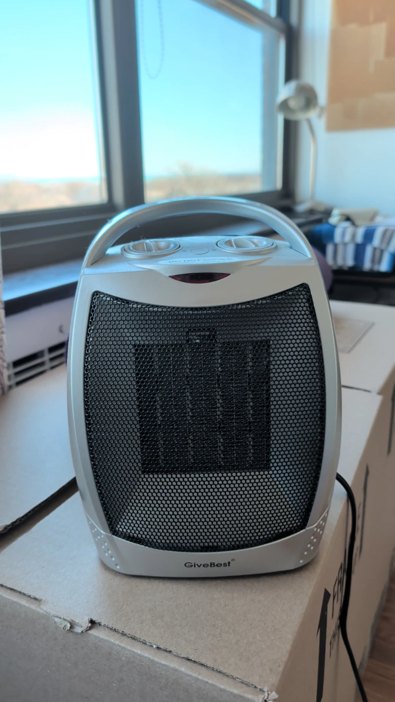 GiveBest Portable Ceramic Heater - photo 3