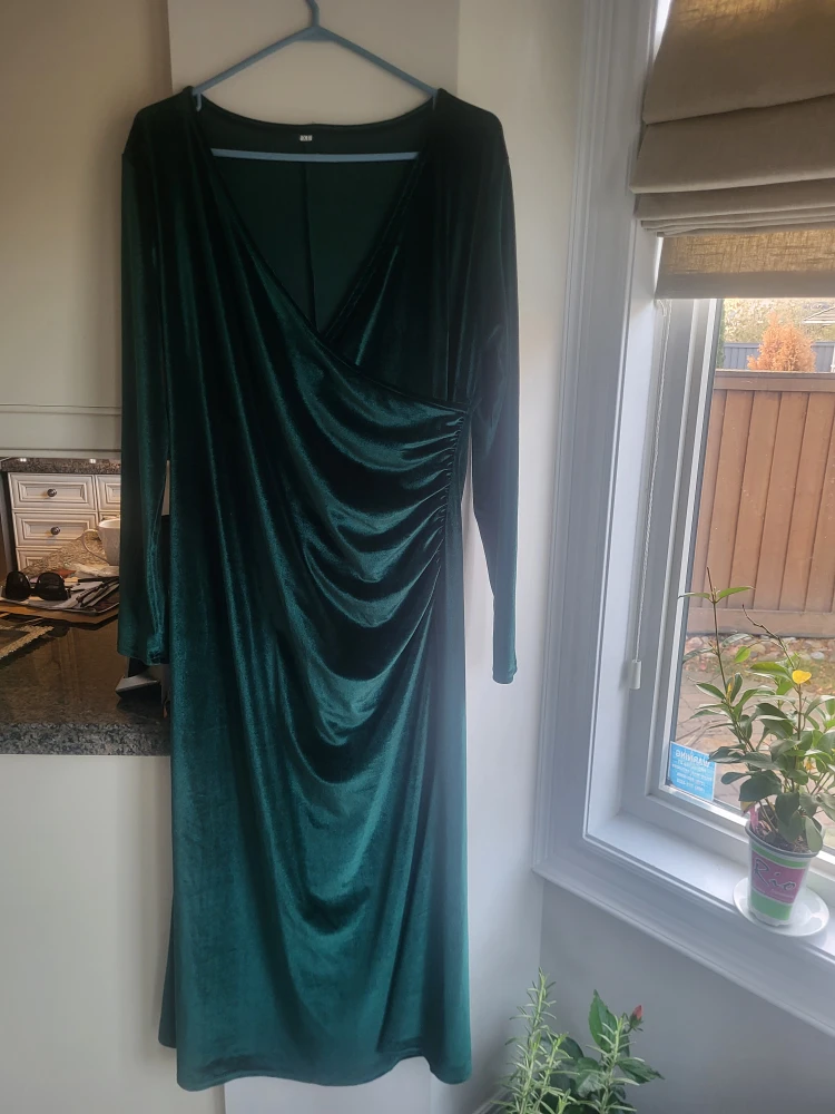 Velvet Wrap Dress - Emerald Green - photo 3