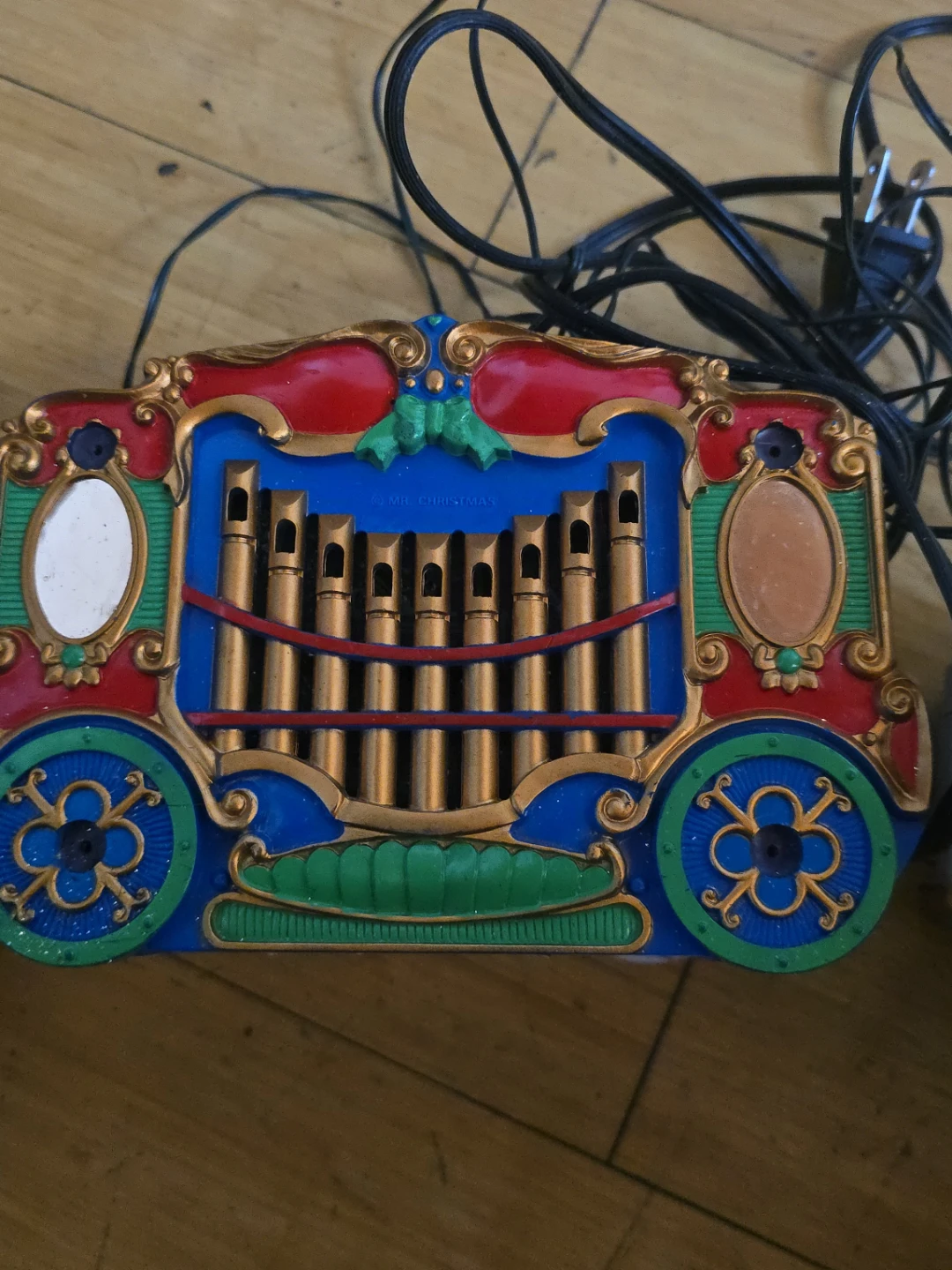 Mickey & Friends Holiday Carousel Musical Light-Up Decor - photo 2