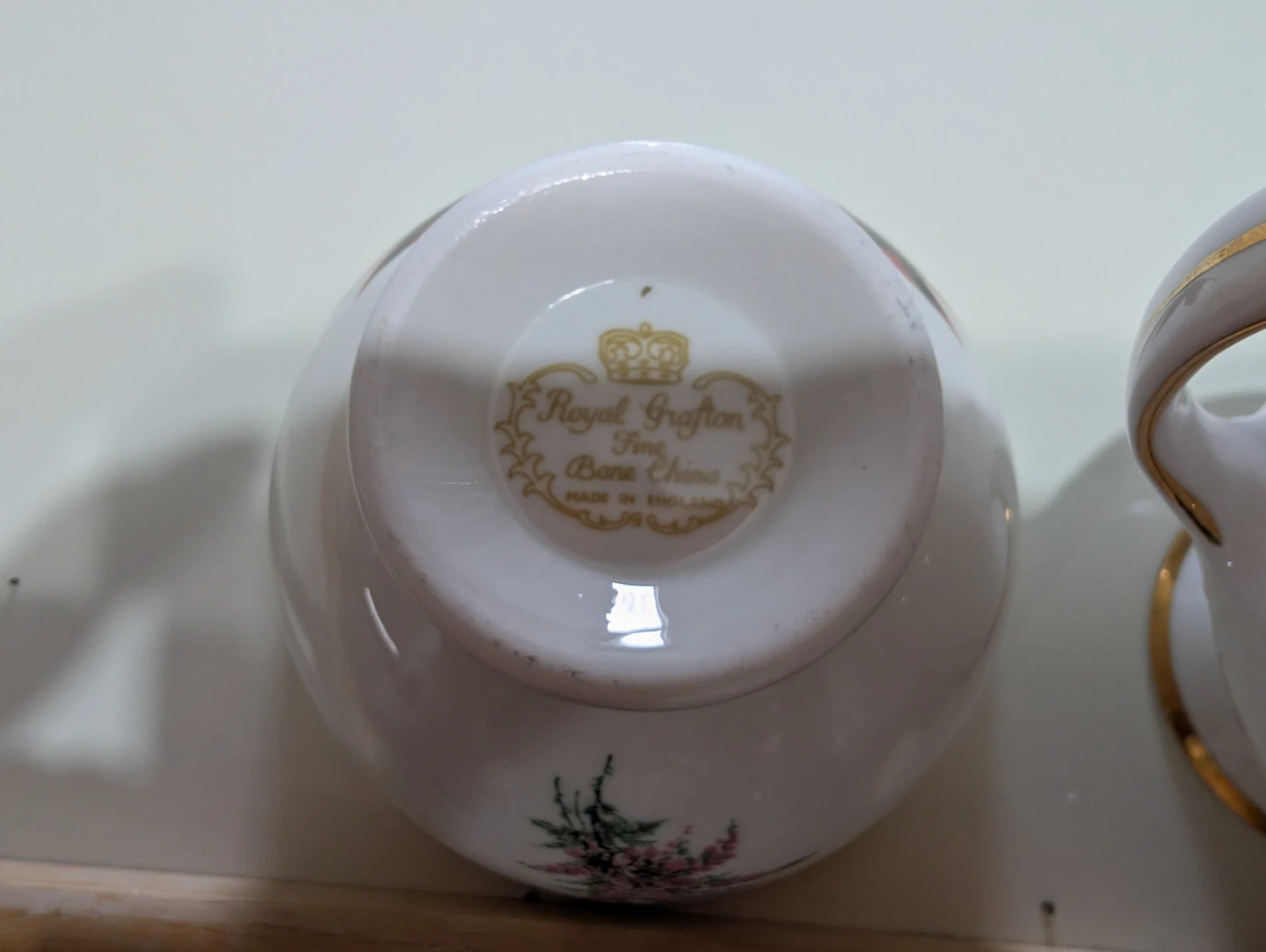 Royal Grafton Sugar Bowl and Creamer Set - photo 4
