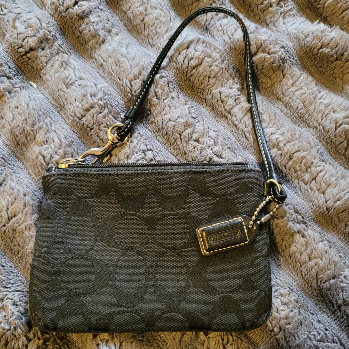 Coach Black Signature C Wristlet Pouch - photo 3