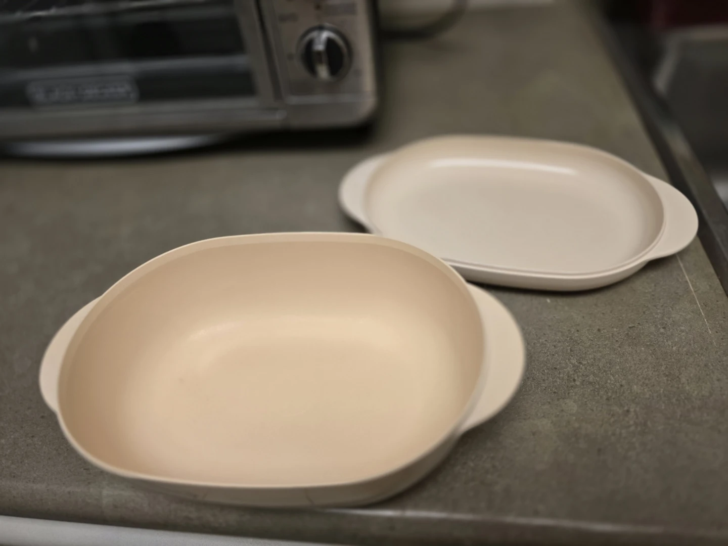 Tupperware Casserole Dish with Lid - photo 3