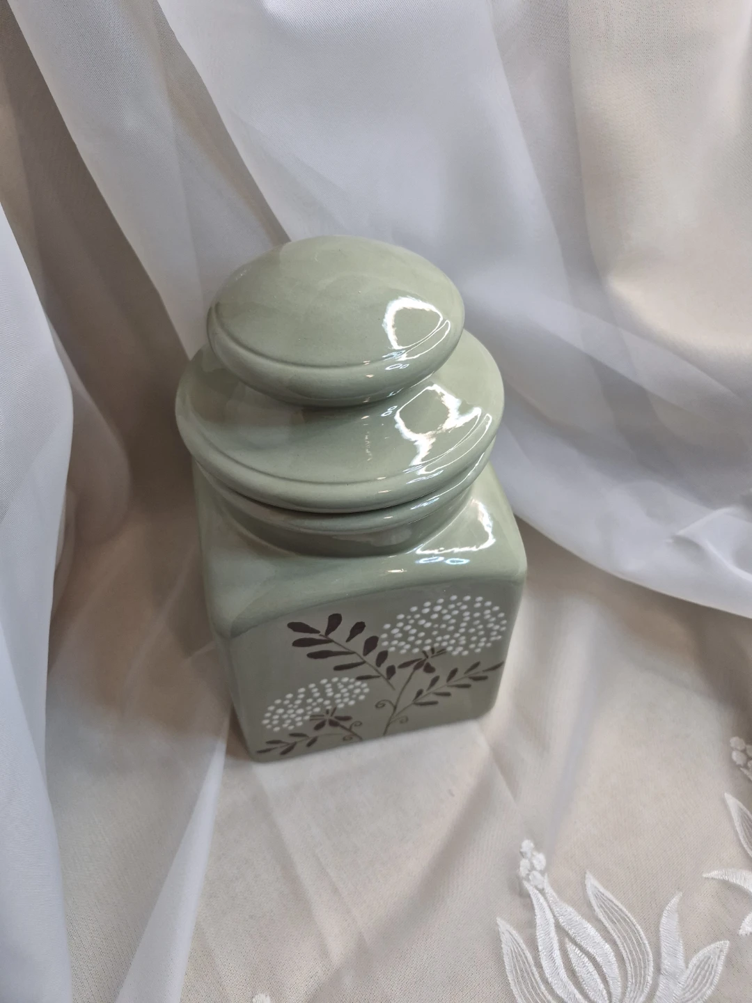 Beautiful Vintage 9" Total Tall Ceramic Hand Painted... - photo 5