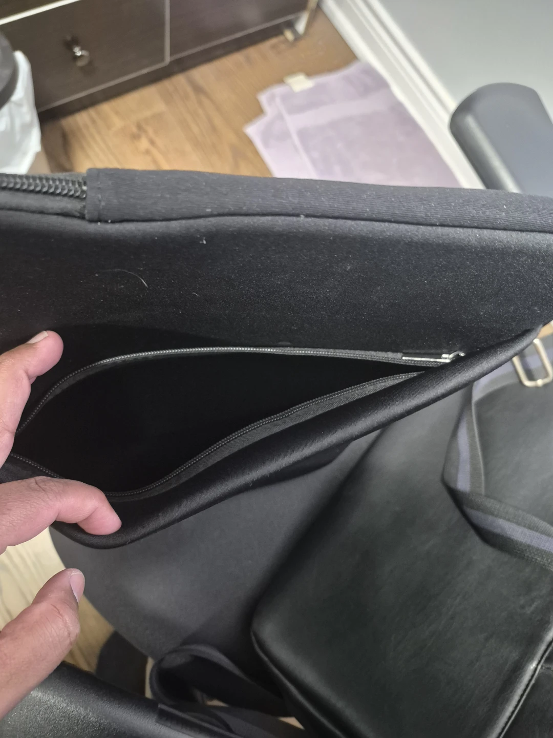 Black Laptop Sleeve for 16-17" - photo 2