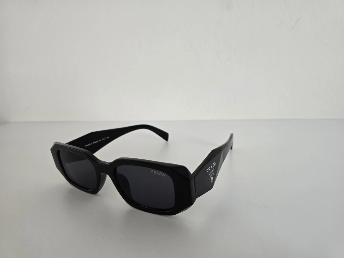 Prada Sunglasses - photo 4
