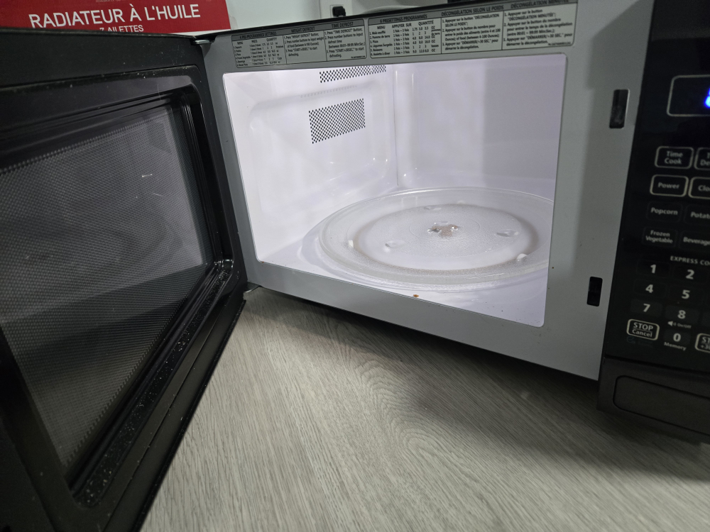 Insignia Black Microwave Oven - photo 2