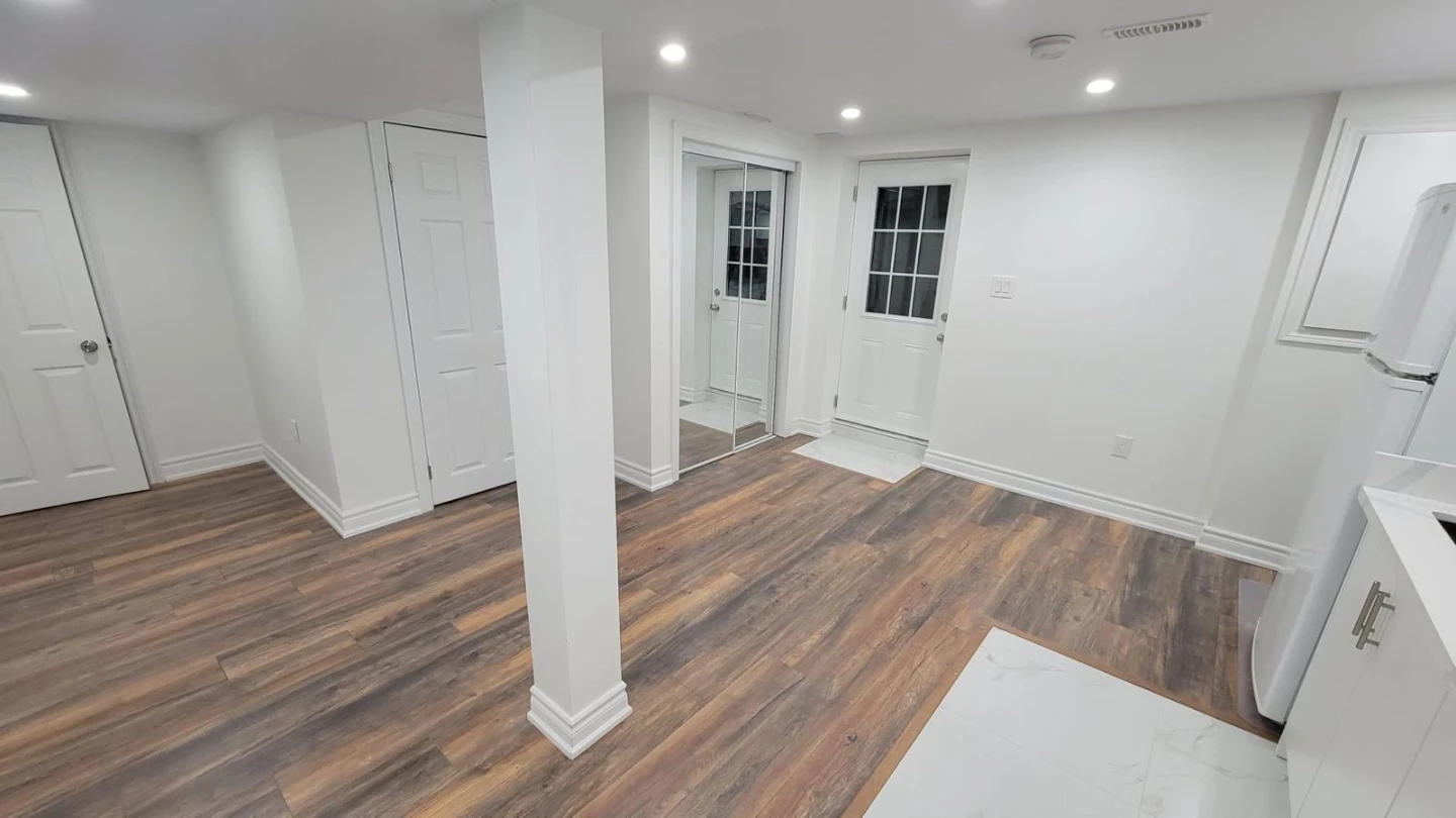 Basement Apartment with Kitchenette and Bathroom for rent - photo 4