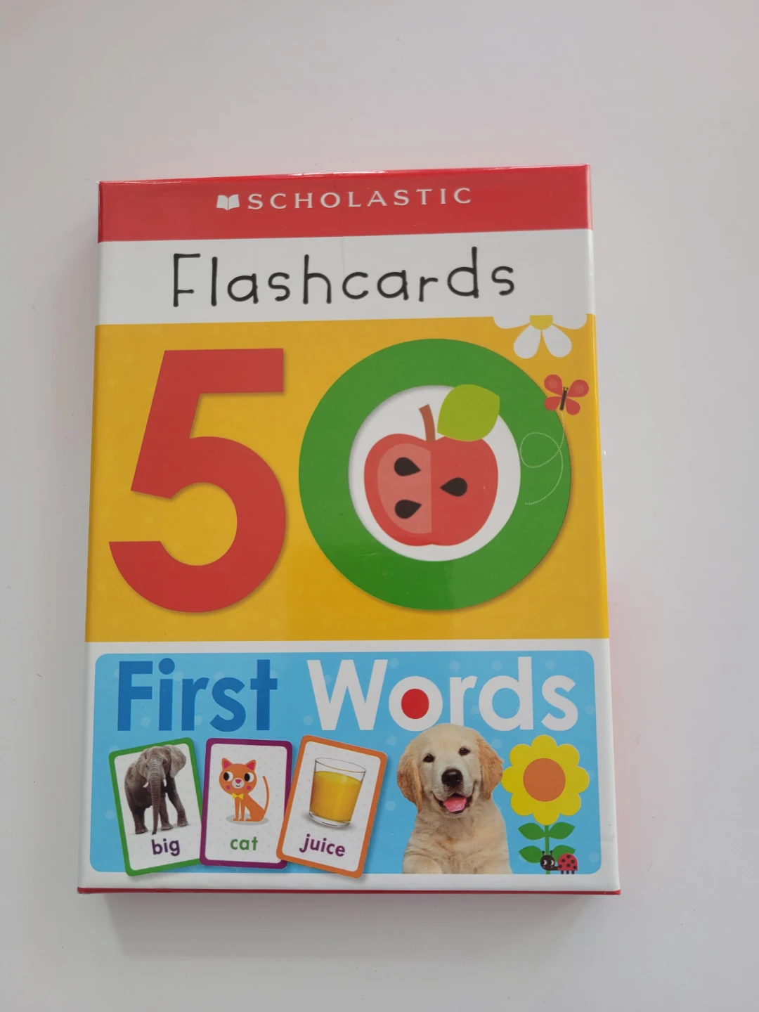 Scholastic 50 First Words Flashcards
