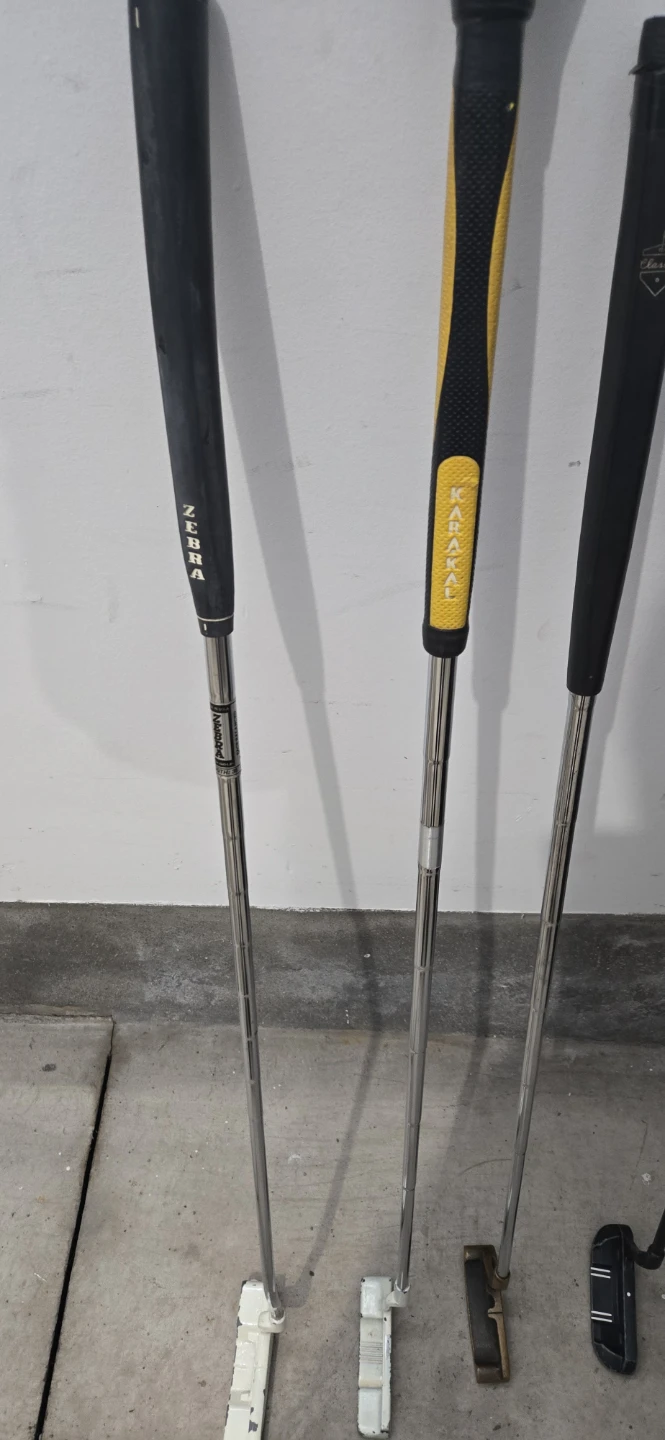 Set of 4 Golf Putters - photo 2