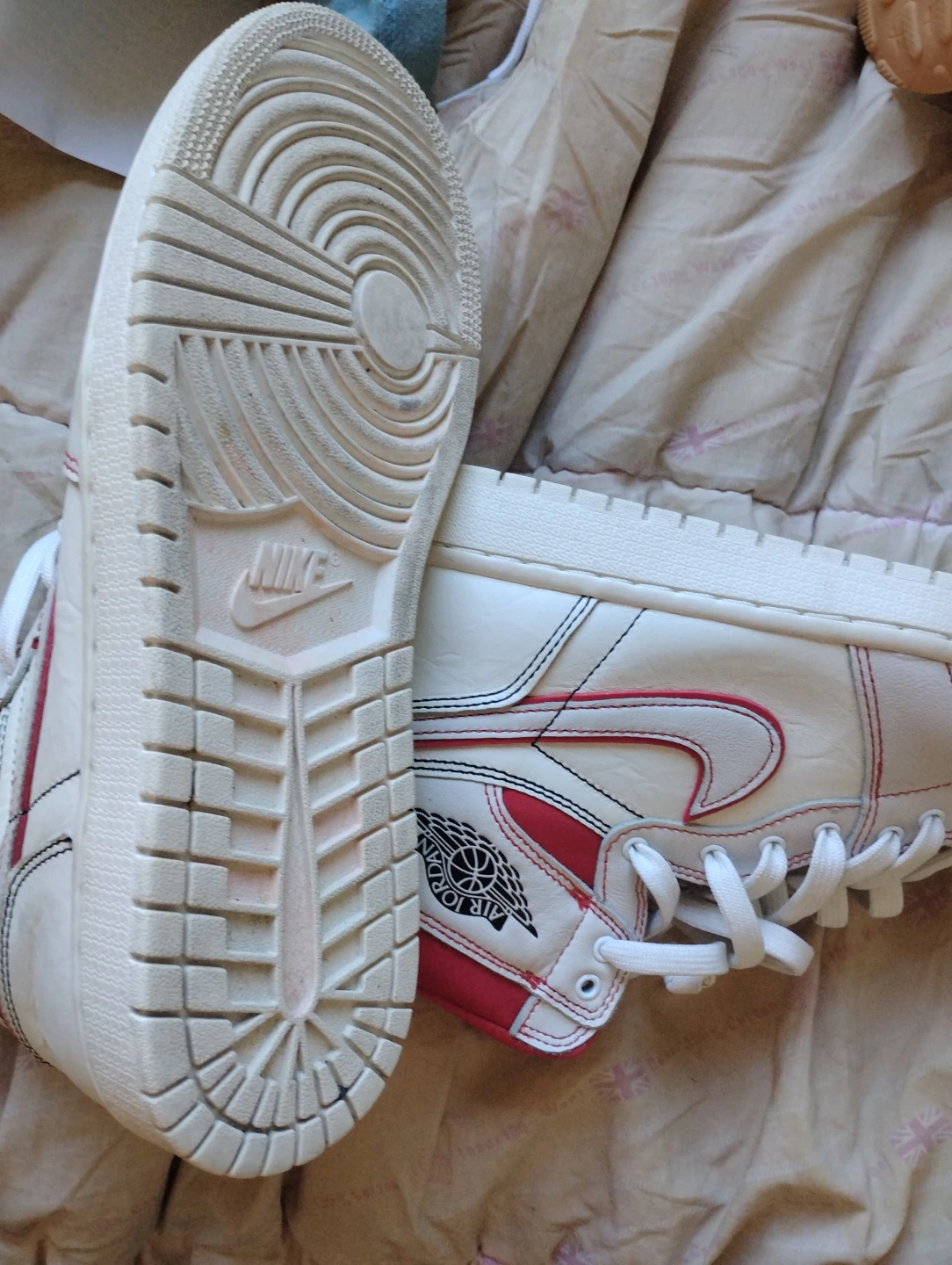 Nike Air Jordan 1 High Men's Size 9 White Red Sneakers - photo 4