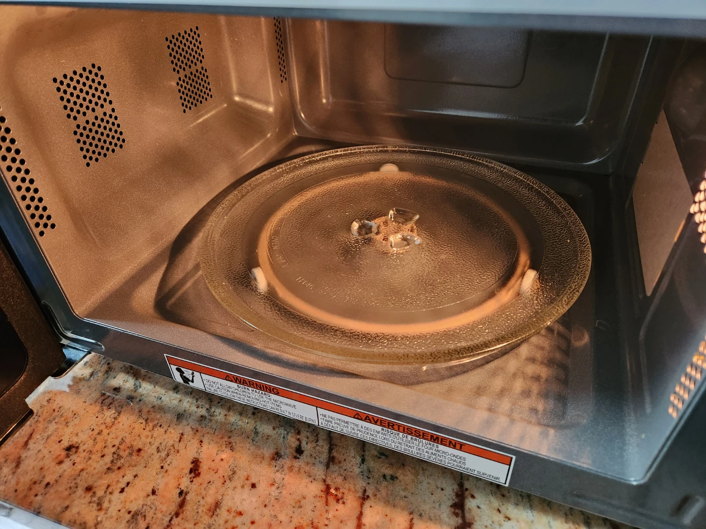 Chefman Black Microwave - photo 4