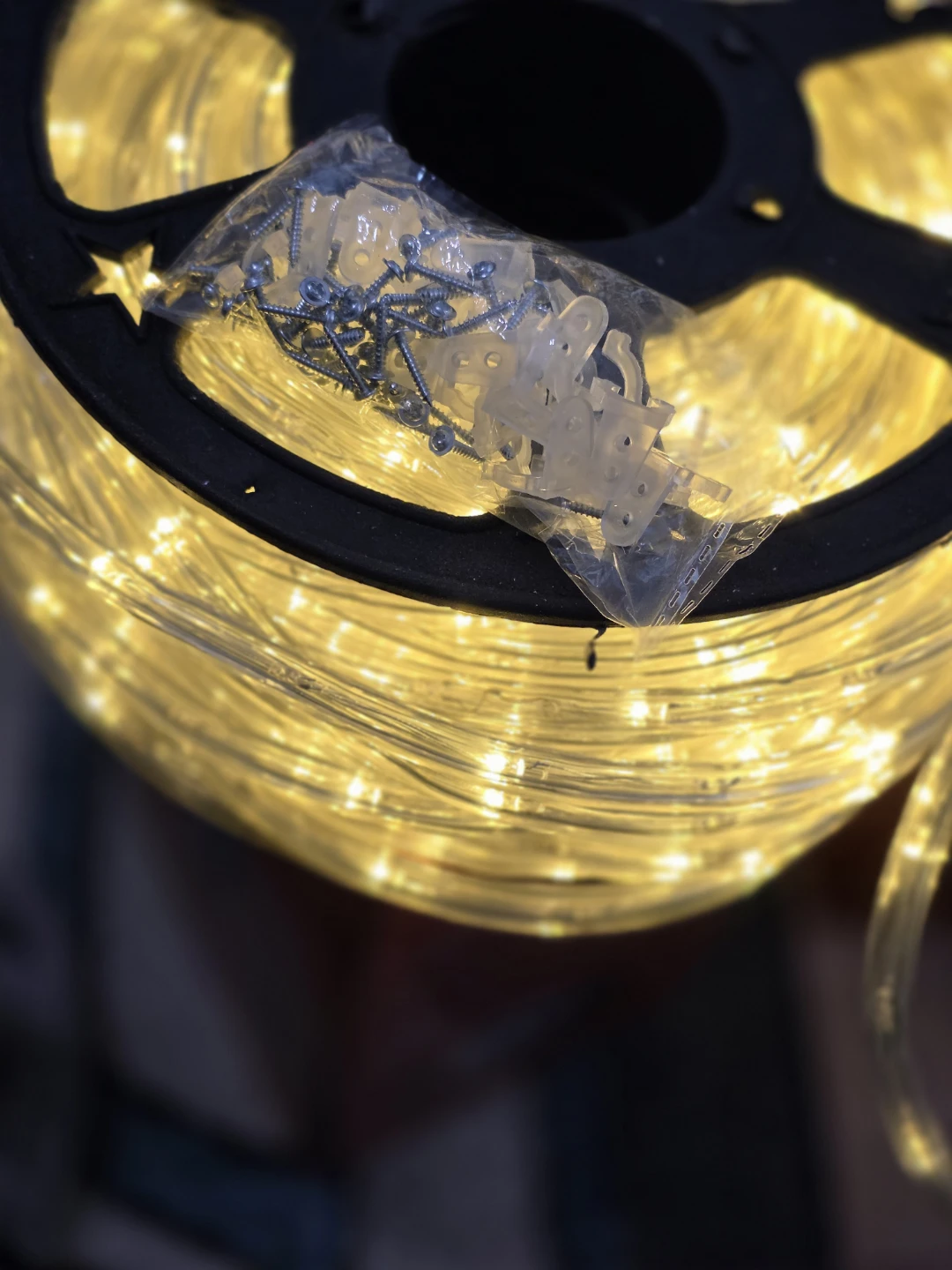 30M LED Rope Light Kit - Yellow - photo 4