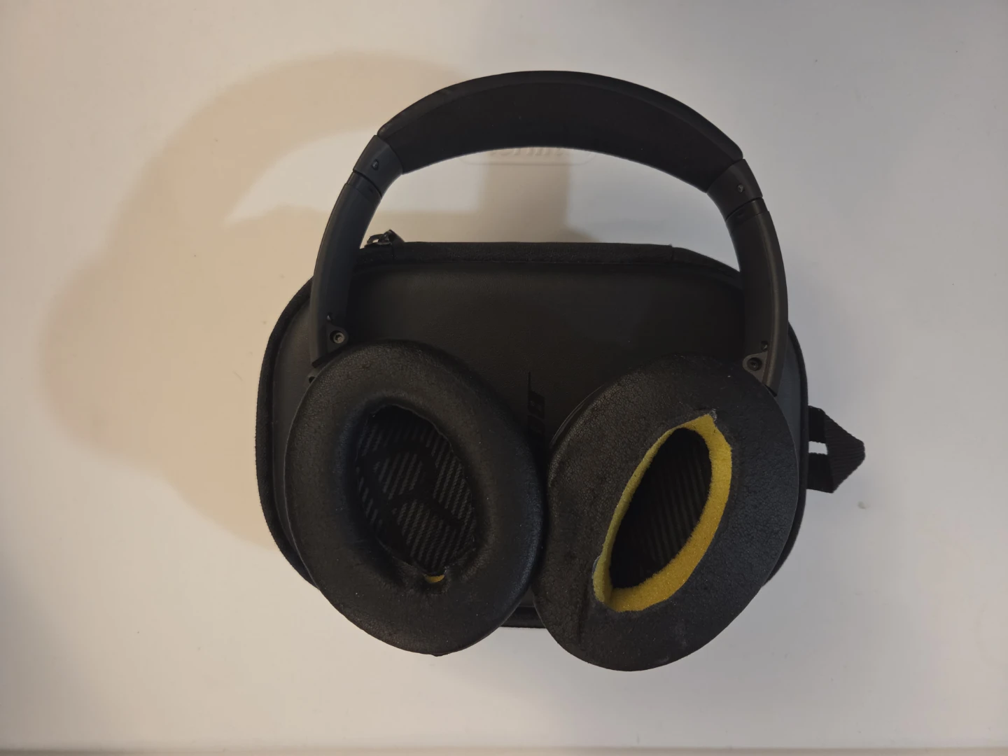 Bose Quietcomfort Headphones - photo 2