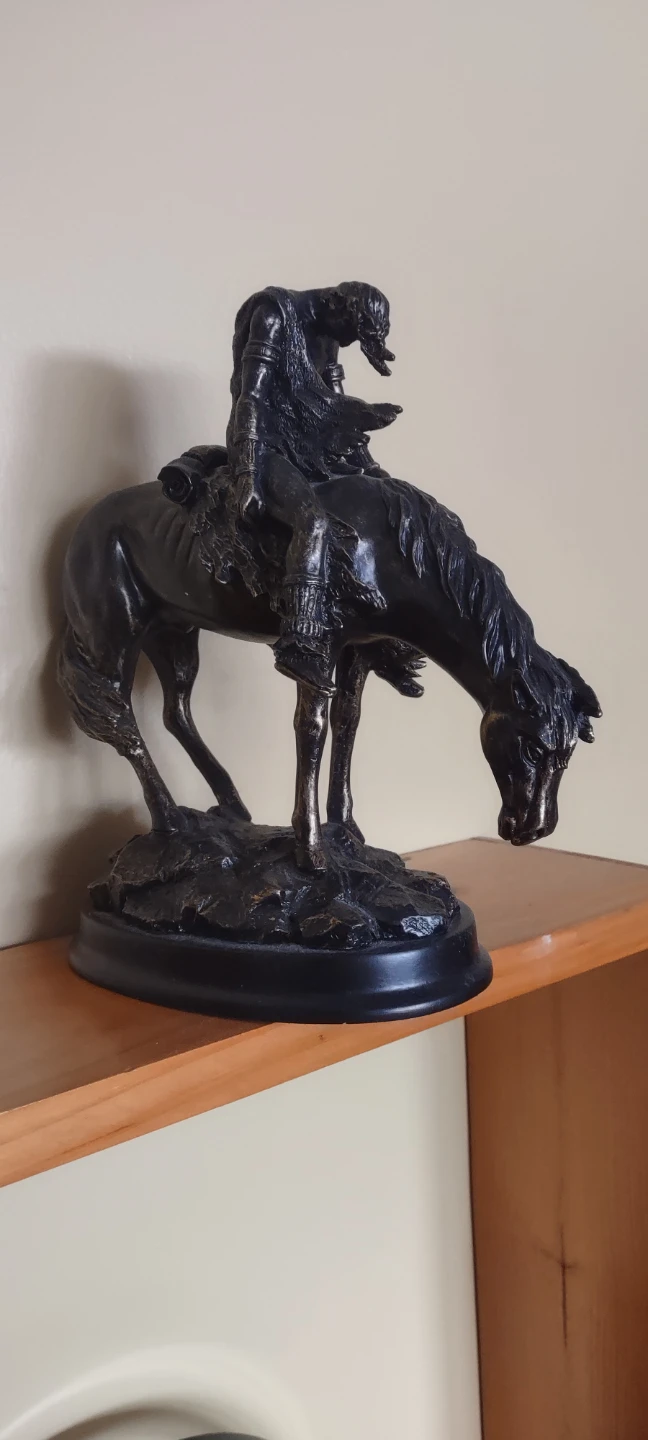 Native American Horse Rider Statue - photo 2