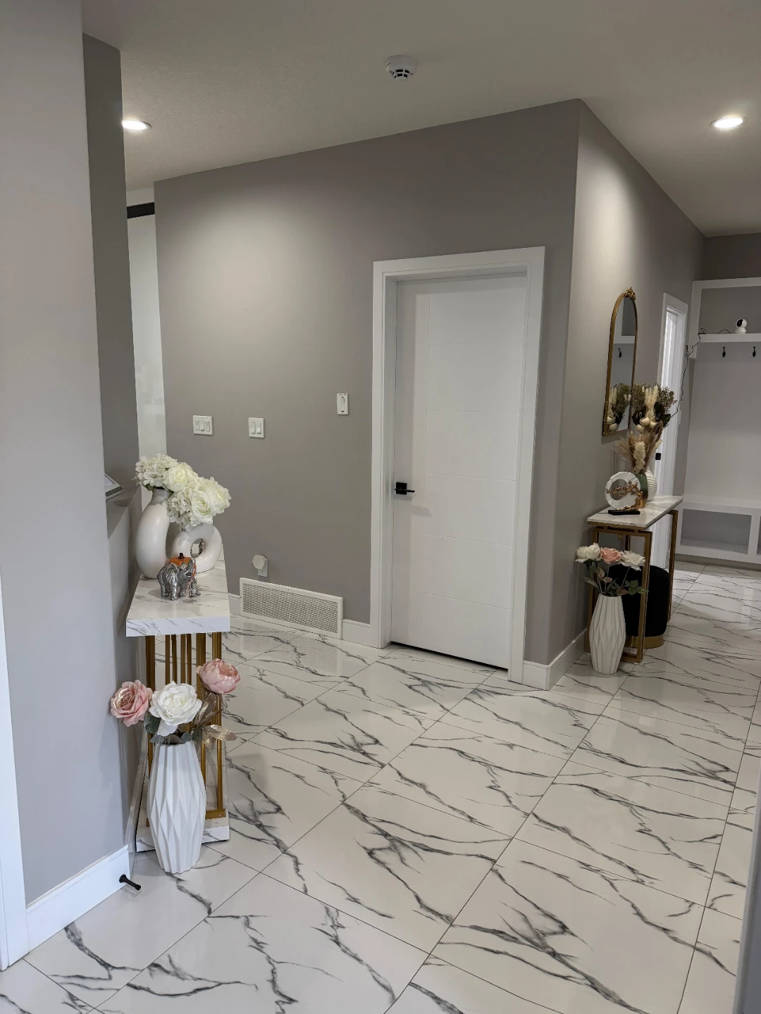 Bedroom for Rent - photo 5