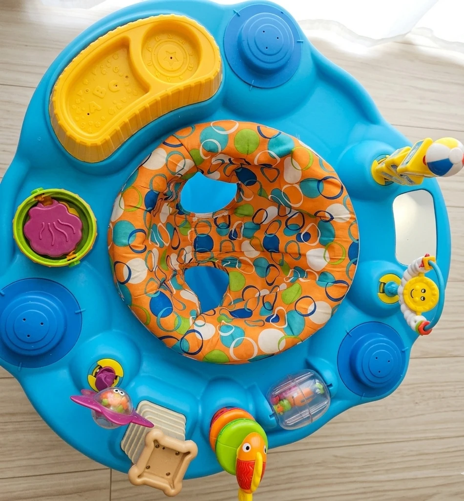 Baby Activity Jumperoo Seat (Evenflo ExerSaucer) - photo 2
