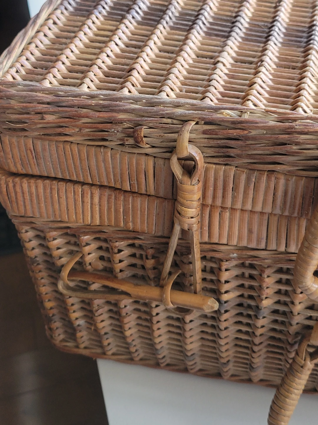 Vintage Wicker Picnic Basket. Wicker Storage Basket - photo 5