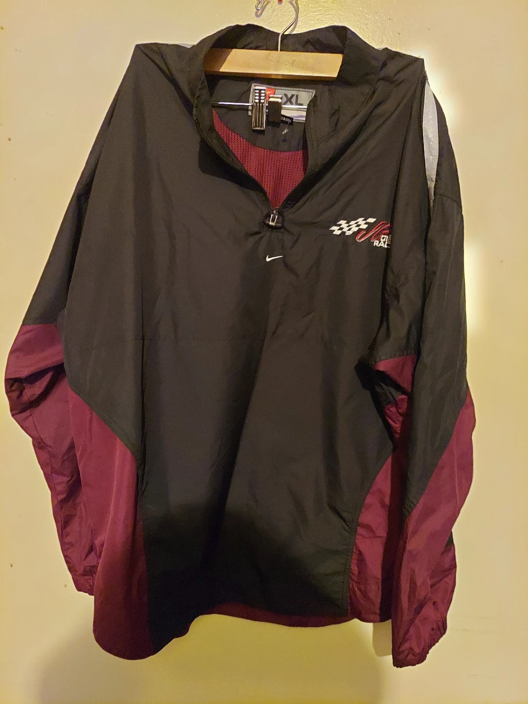 Nike Pullover Jacket XL Black/Maroon