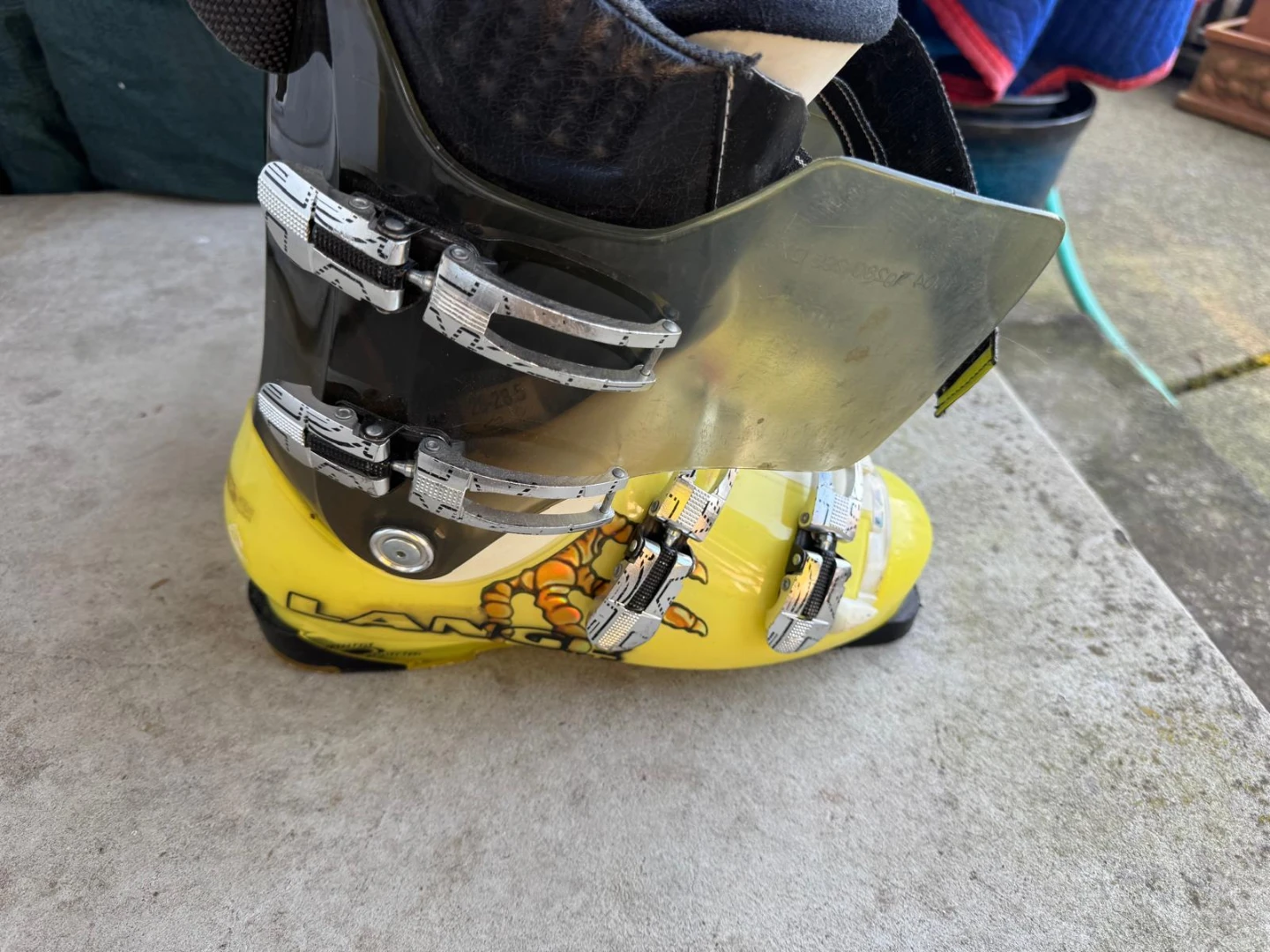 Lange Ski Boots