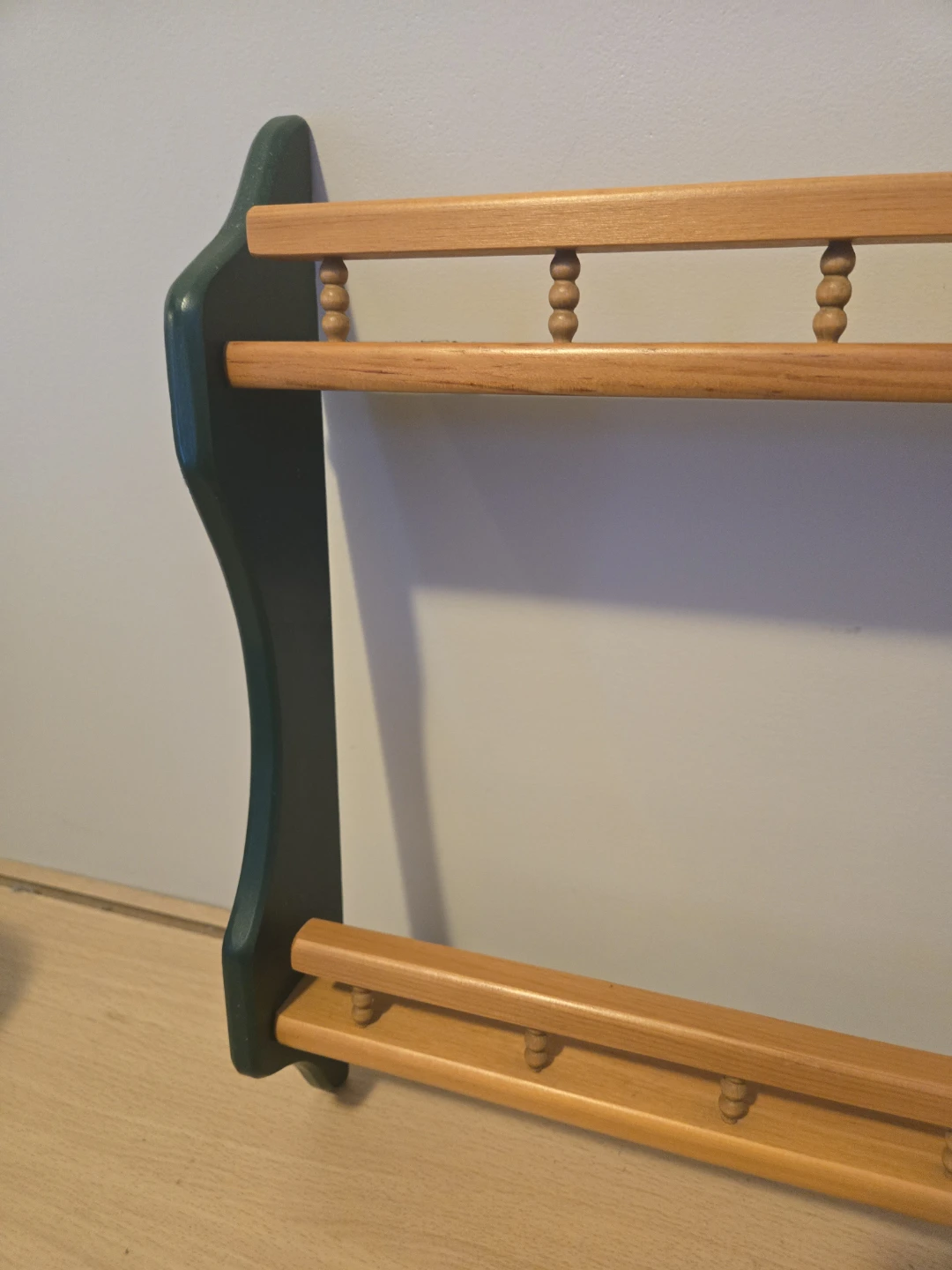 Wooden Plate Rail with Hooks - photo 2
