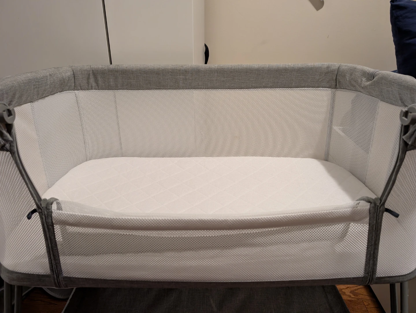 Grey Baby Bassinet with Mesh Sides - photo 2