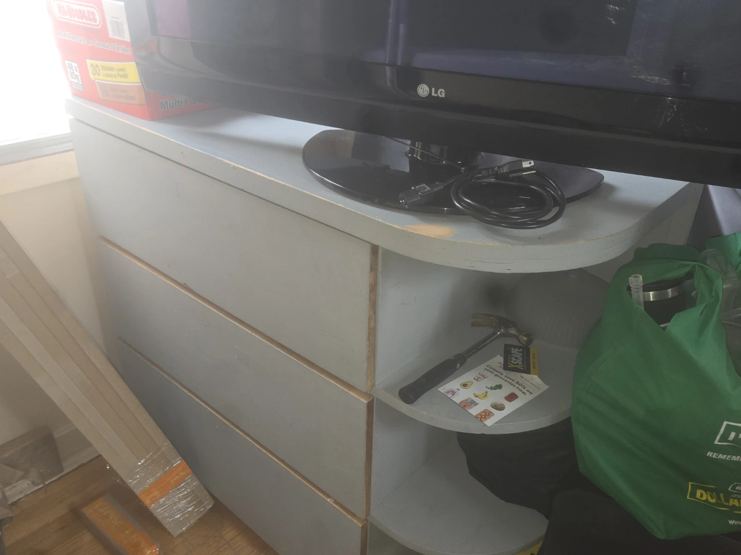 Dresser