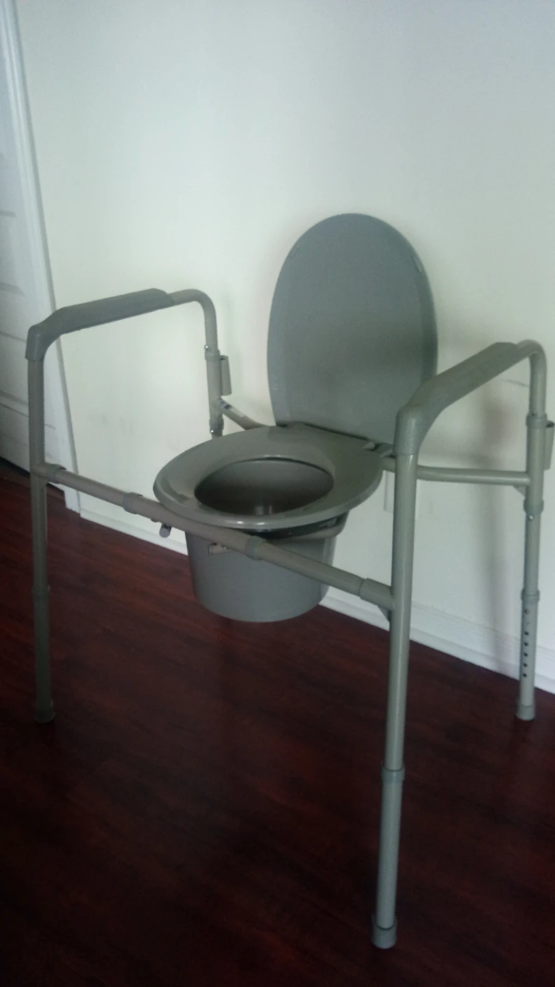Drive Medical Bariatric Heavy Duty Stationary Commode Chair