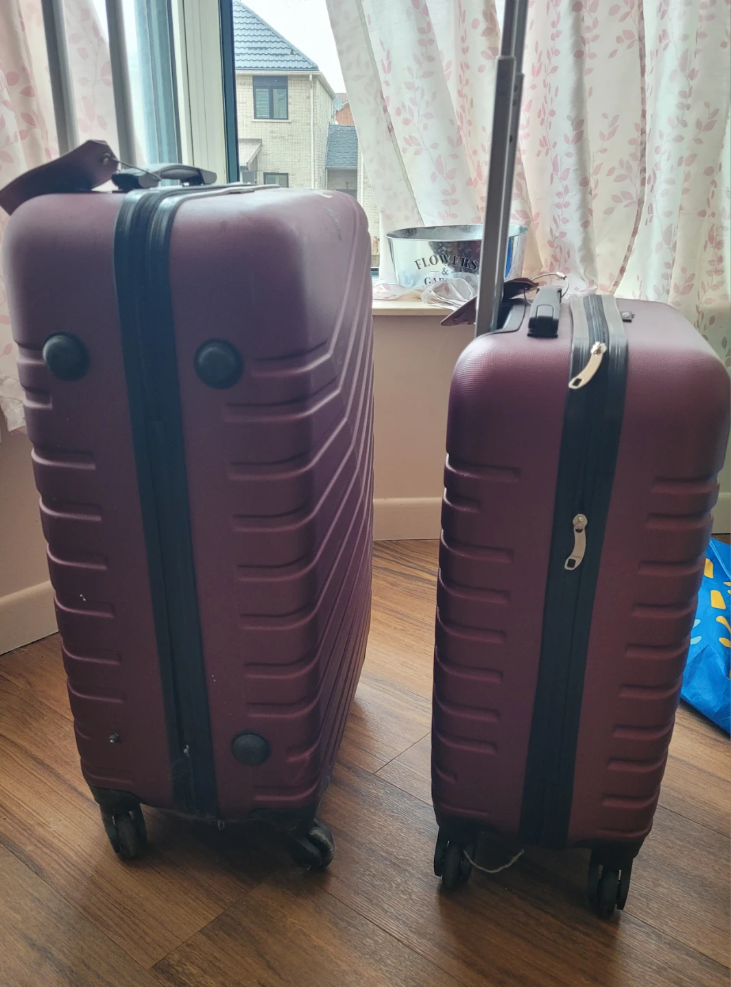 ION Luggage Set - 2 Piece Burgundy