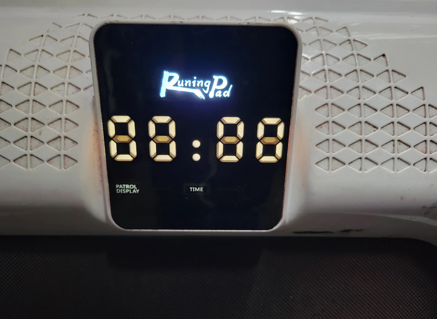 READ THE DESCRIPTION!!! Running pad NO REMOTE - photo 4