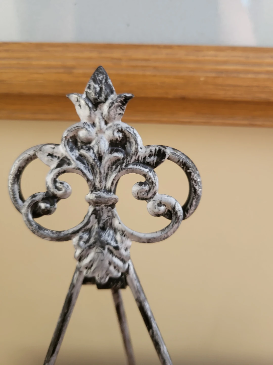 Decorative Metal Easel - photo 2
