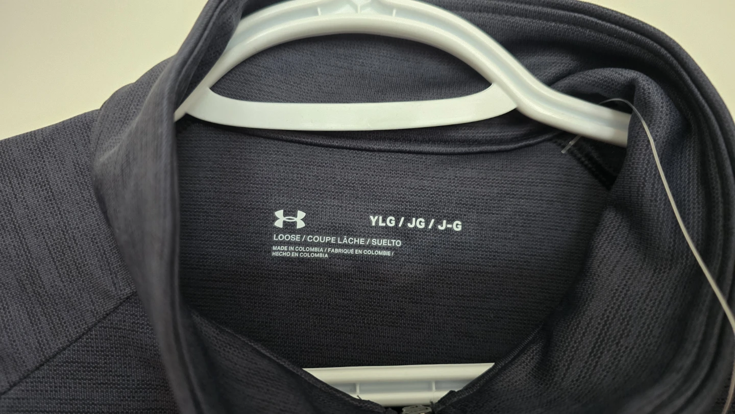NEW Under Armour Youth Long Sleeve Half-Zip Shirt - photo 3