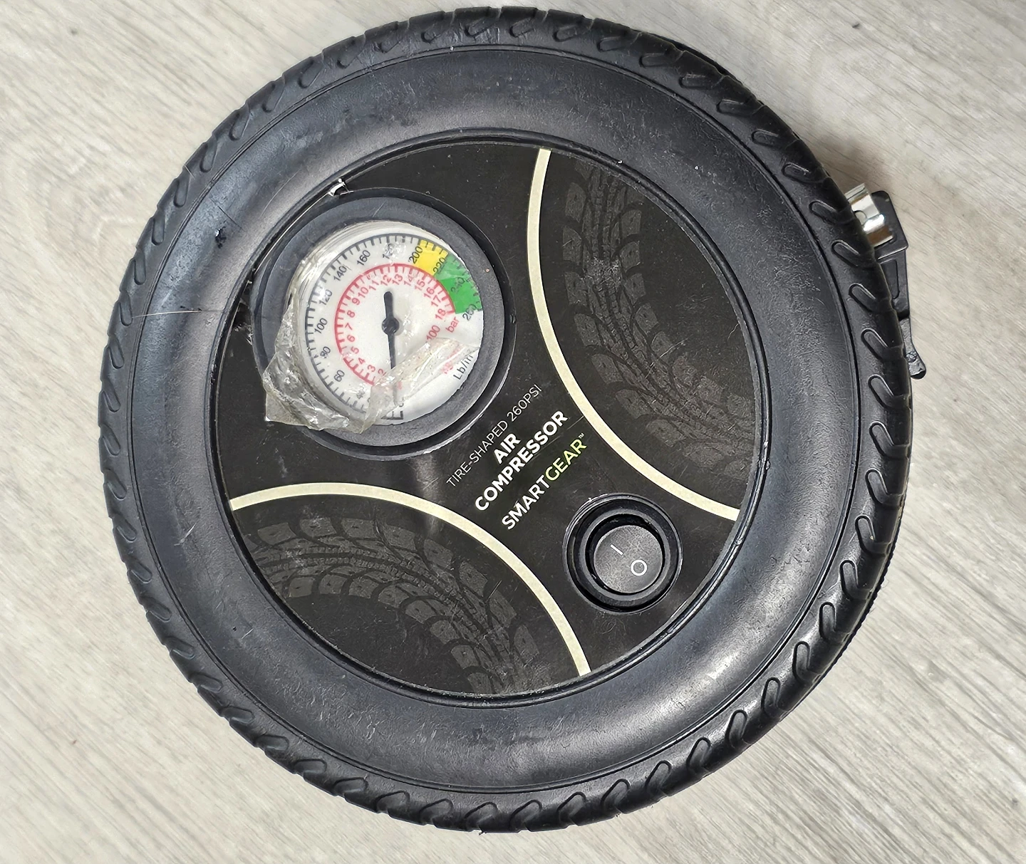 SmartGear Tire-Shaped 260PSI Air Compressor DC-12V - photo 2