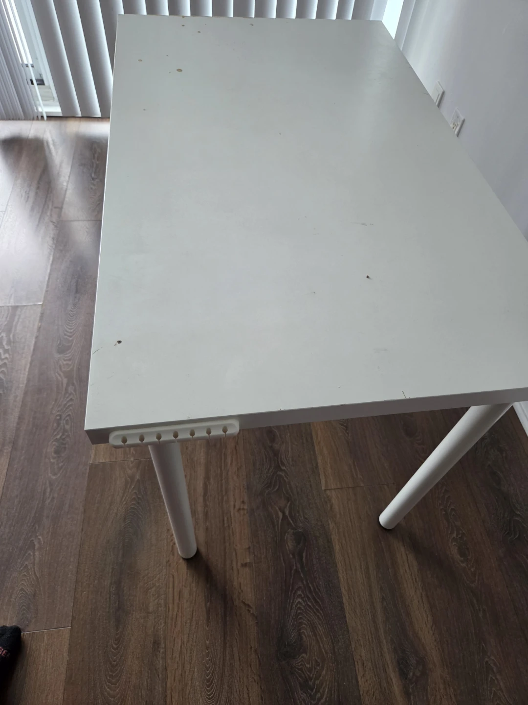 White Rectangular Table IKEA - photo 2