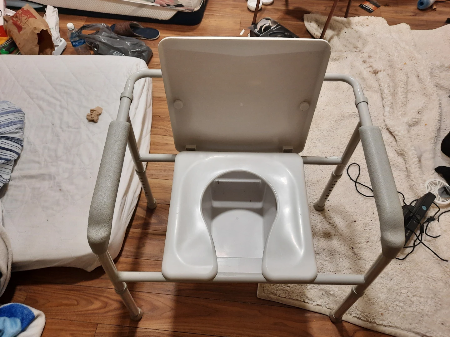 Medical Shower/Toilet Chair with Arms