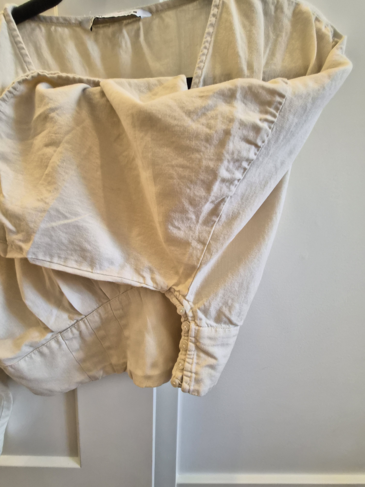 ZARA Cream V-Neck Cropped Blouse with Button Cuffs - photo 5