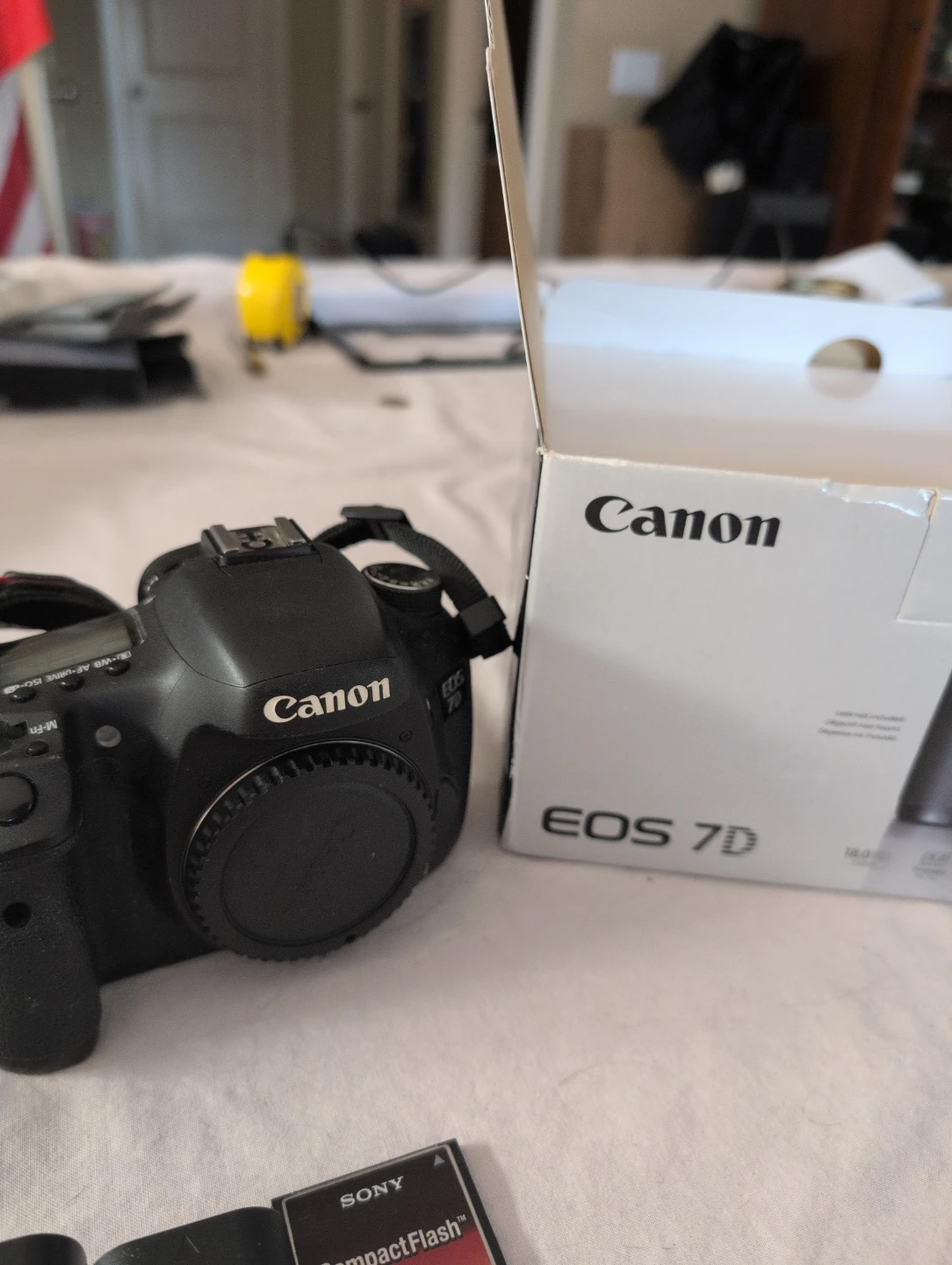 Canon EOS 7D digital camera in exceptional condition - photo 4