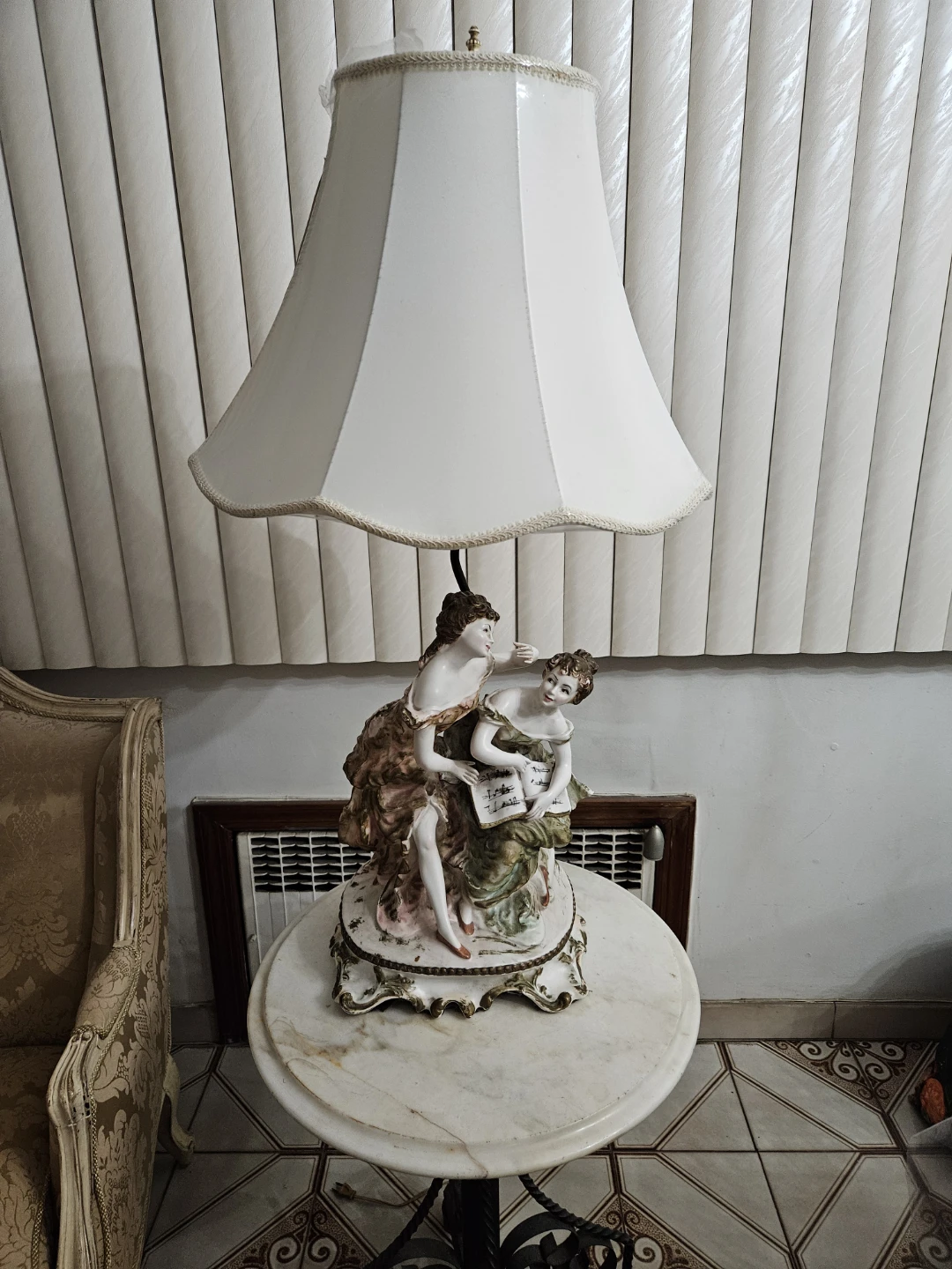 Beautiful large vintage italian porcelain lamp