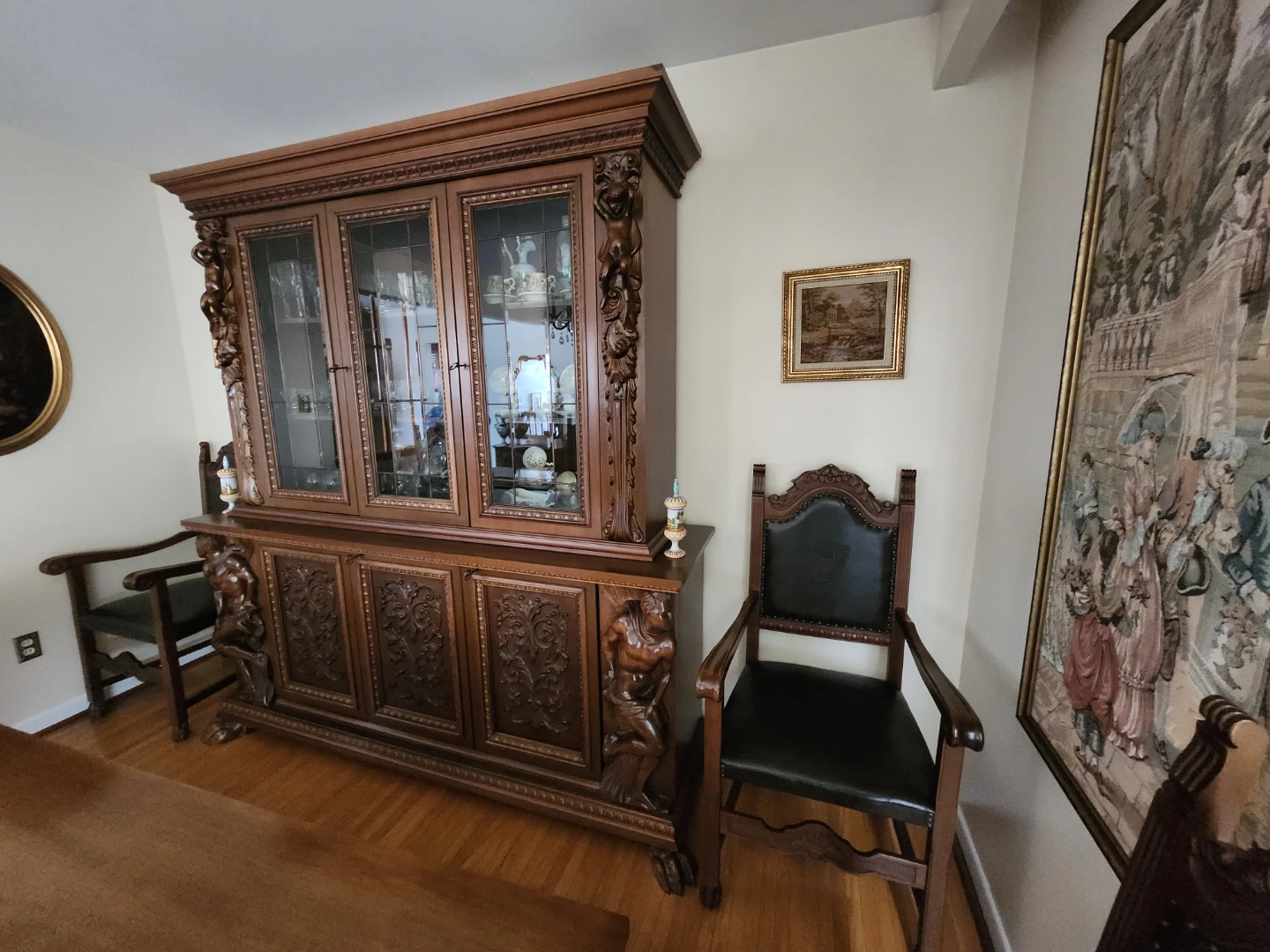 Walnut Solid Wood Dining Room Suite - photo 4