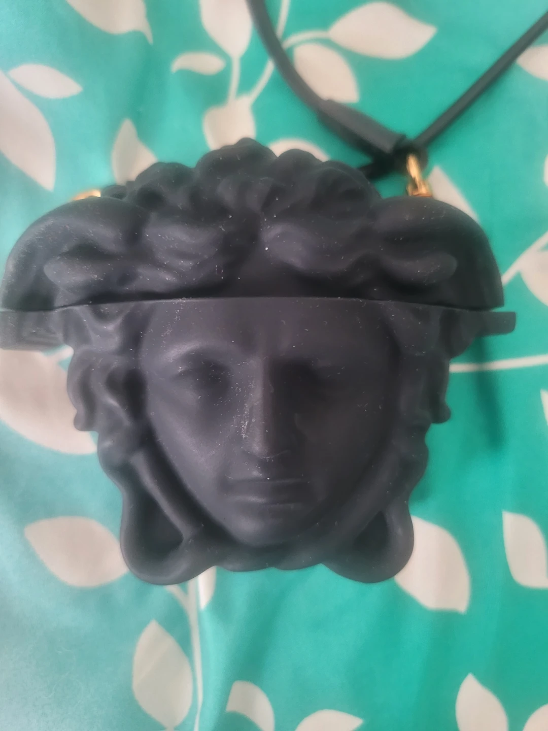 Black Medusa Head AirPods Pro Case - photo 2