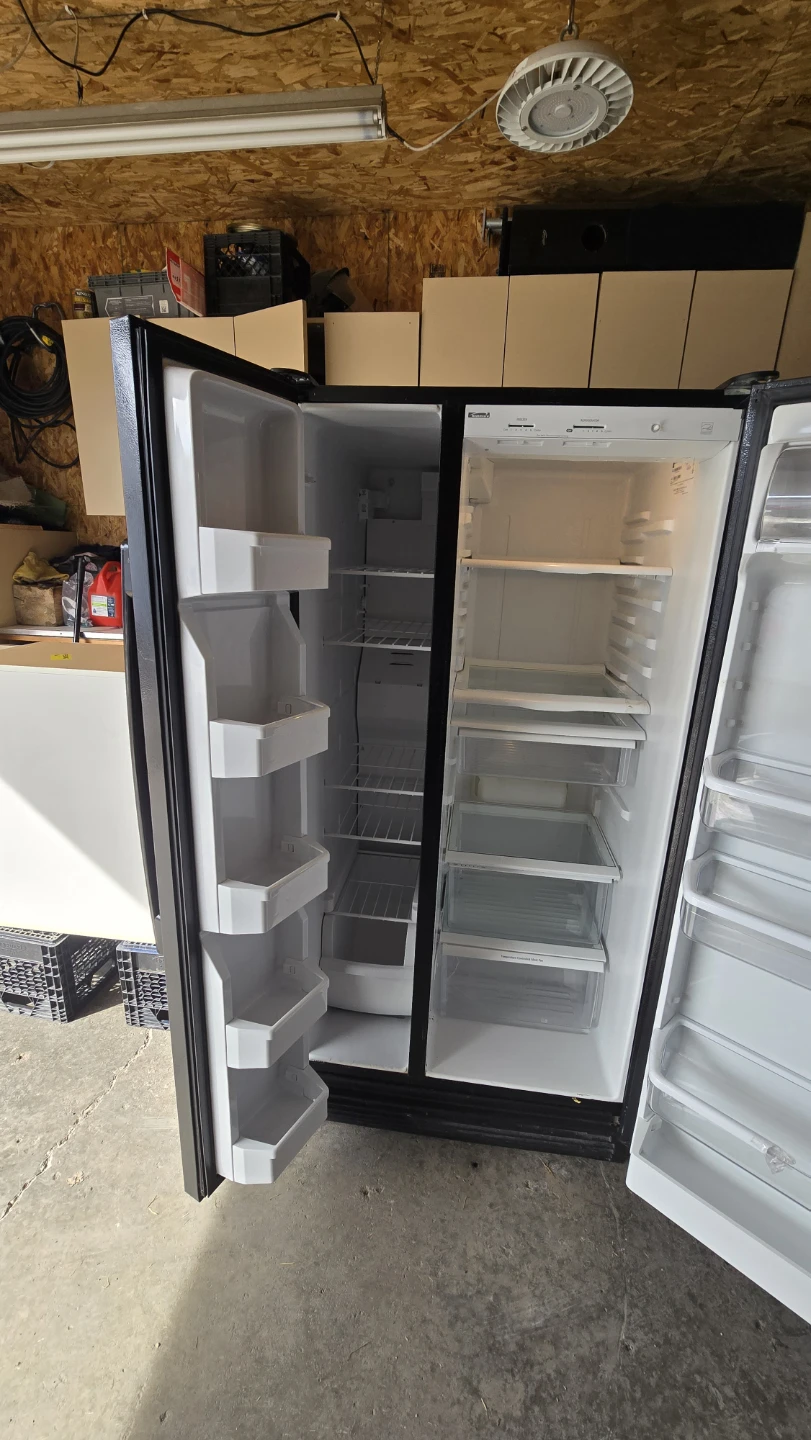 Black Side-by-Side Refrigerator - photo 4