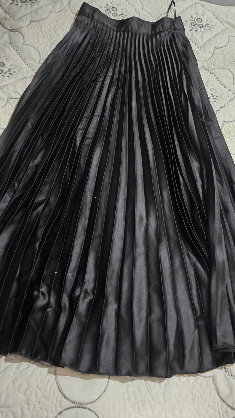 Black Pleated Maxi Skirt