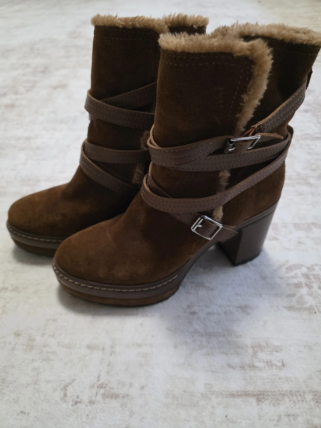 Steve Madden Brown Suede Fur Lined Buckle Strap Boots - photo 2
