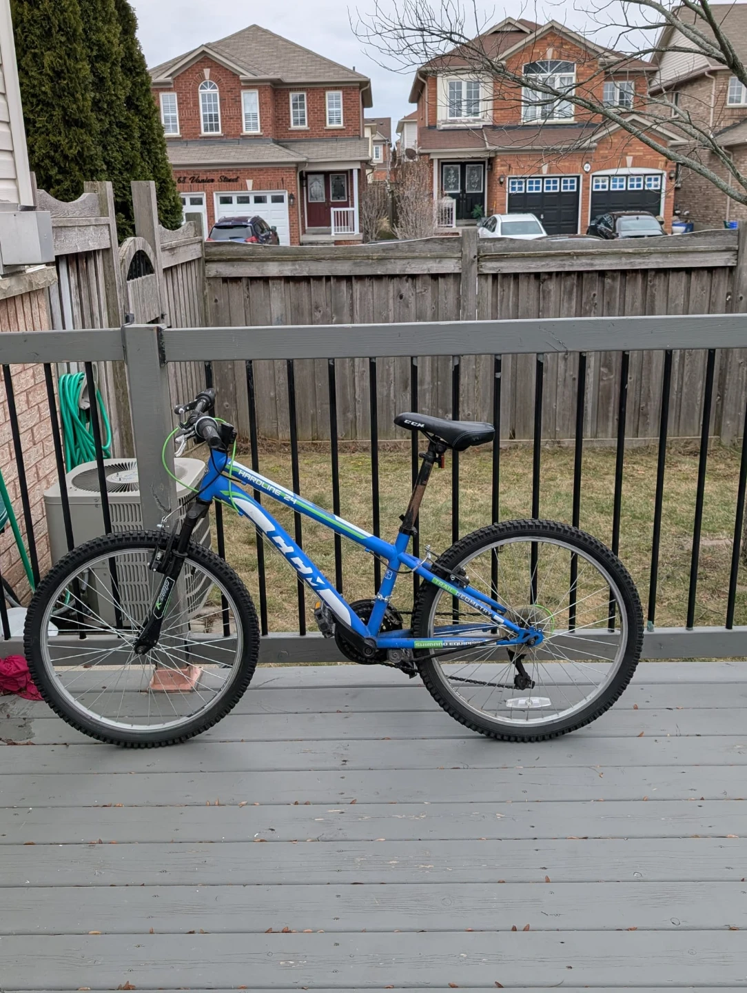 CCM Hardline 24 Kids Mountain Bike