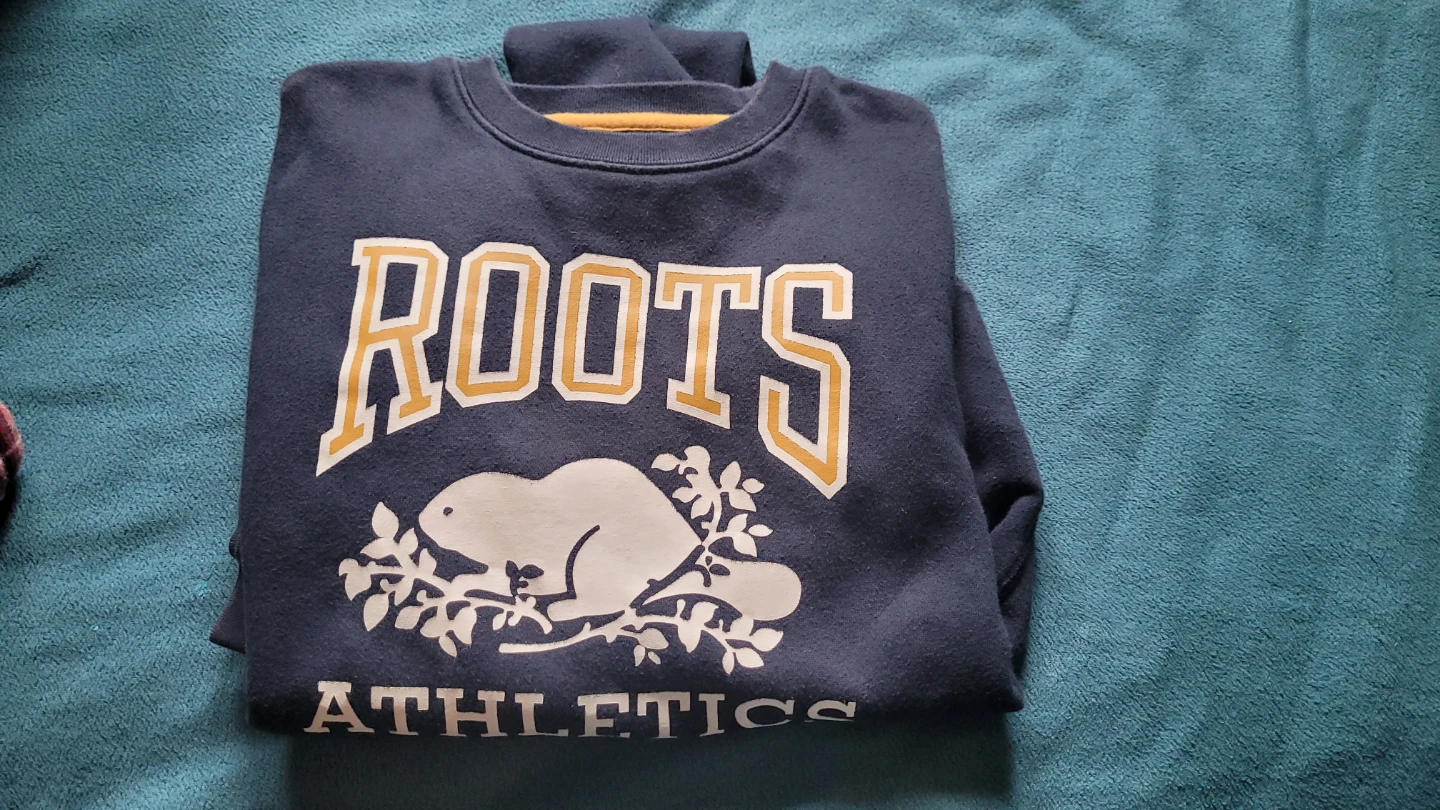 Roots Athletics Navy Blue Sweatshirt