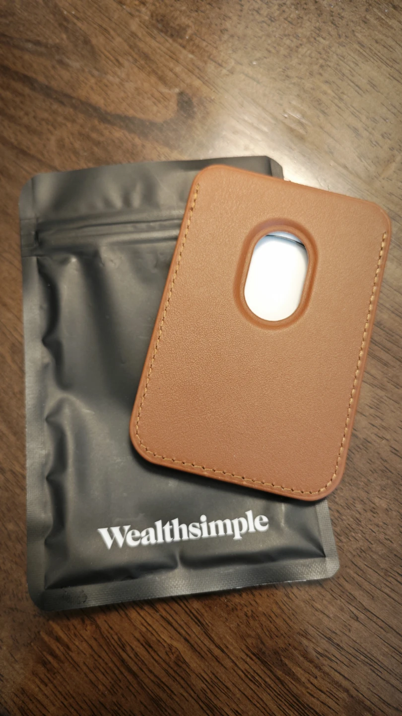 Wealthsimple magnet Card Holder - photo 2