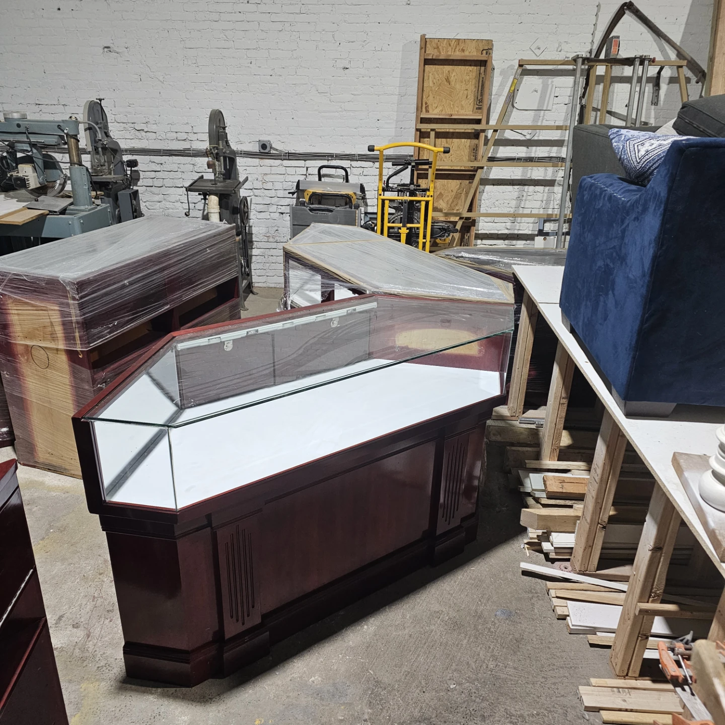 Hard wood cherry finish display case with tempered glass - photo 2